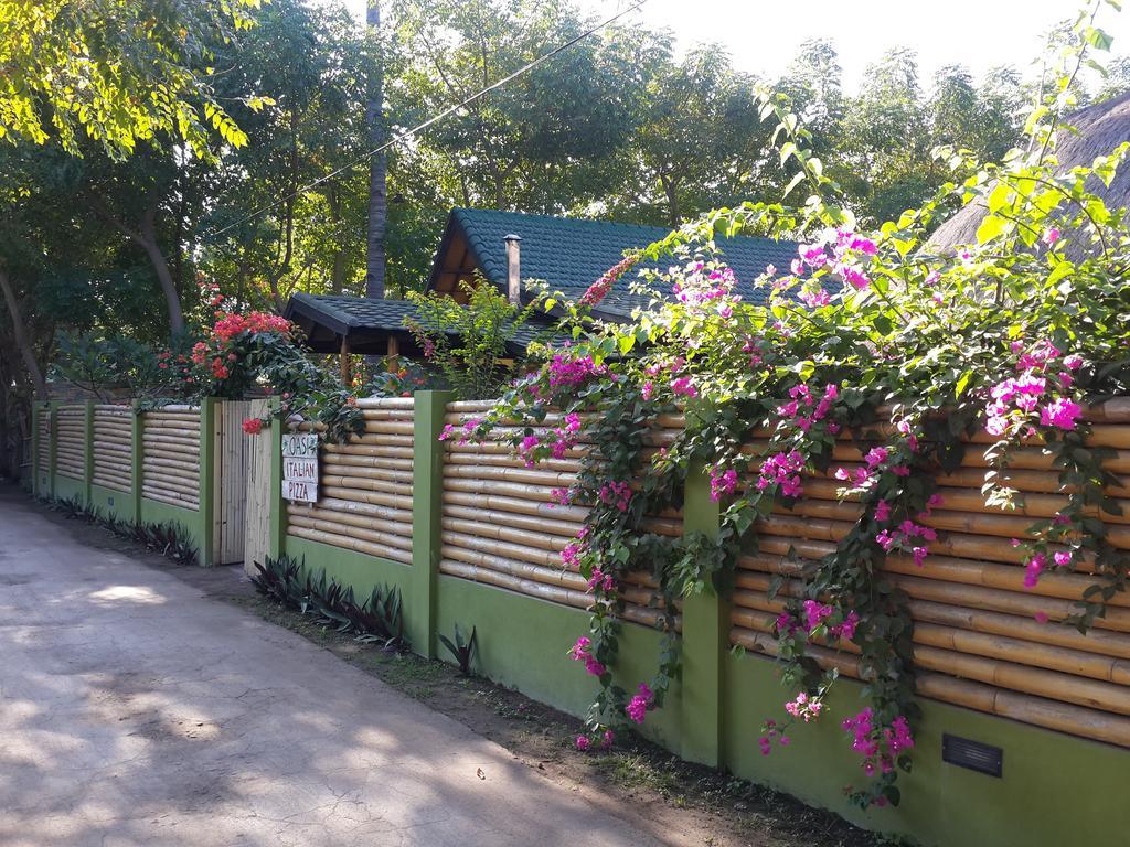 Готель Oasi Bungalows Гілі-Аїр Екстер'єр фото